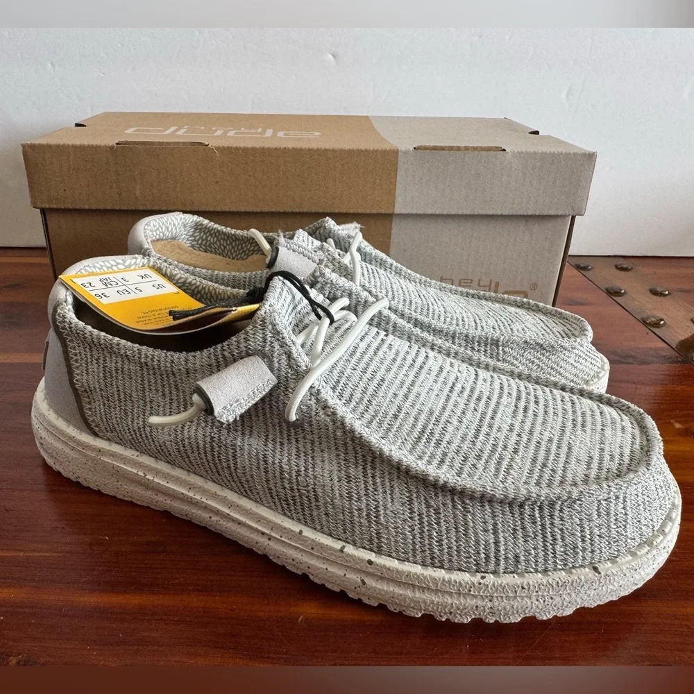 Hey Dude Wendy Stretch Cloud Gray Shoes Women’s 5 New in Box Lightweight Comfort
